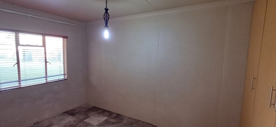 7 Bedroom Property for Sale in Harpington A H North West